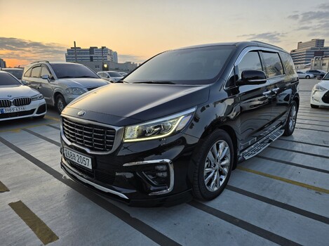 KIA CARNIVAL LIMOUSINE, 2.2 DIESEL 2020