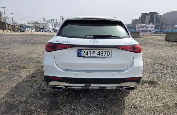 MERSEDES BENZ GLC220D 4MATIC