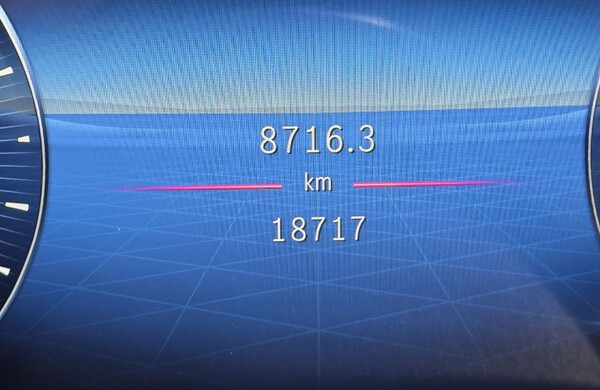 MERSEDES BENZ GLC220D 4MATIC