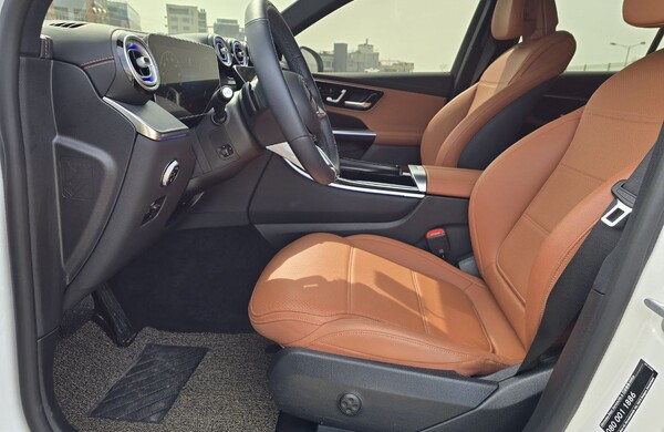 MERSEDES BENZ GLC220D 4MATIC